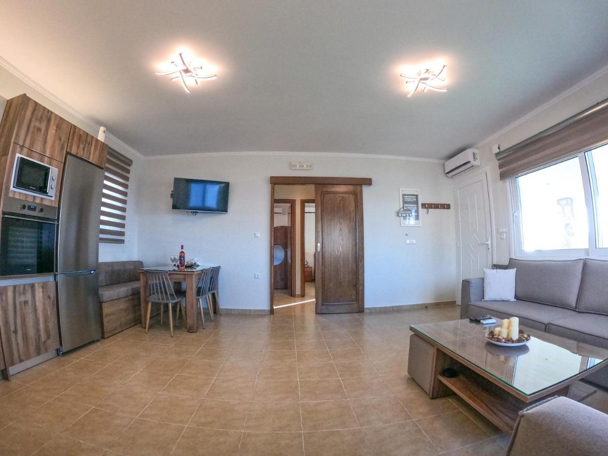 Golden Sunrise Stegna Apartamento Archangelos  Exterior foto